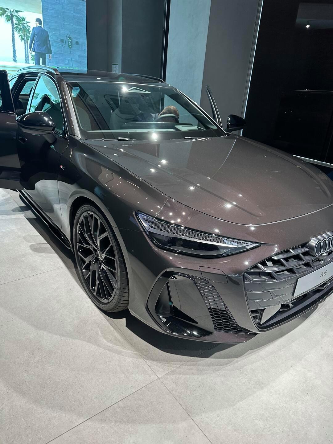 奥迪 A6