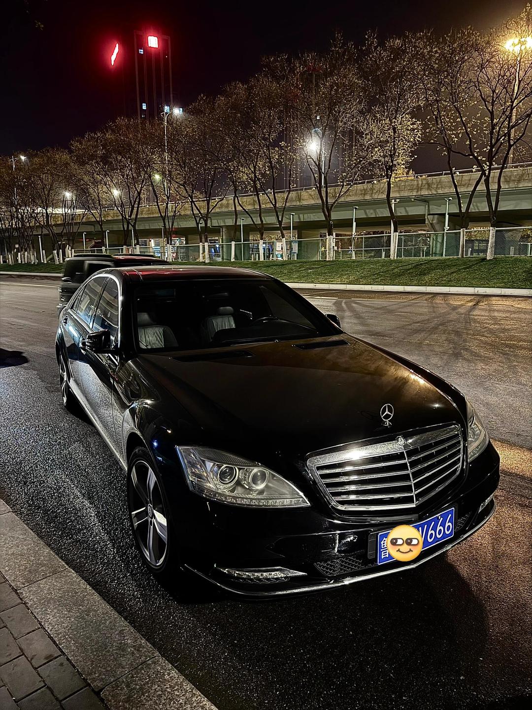 奔驰 S600
