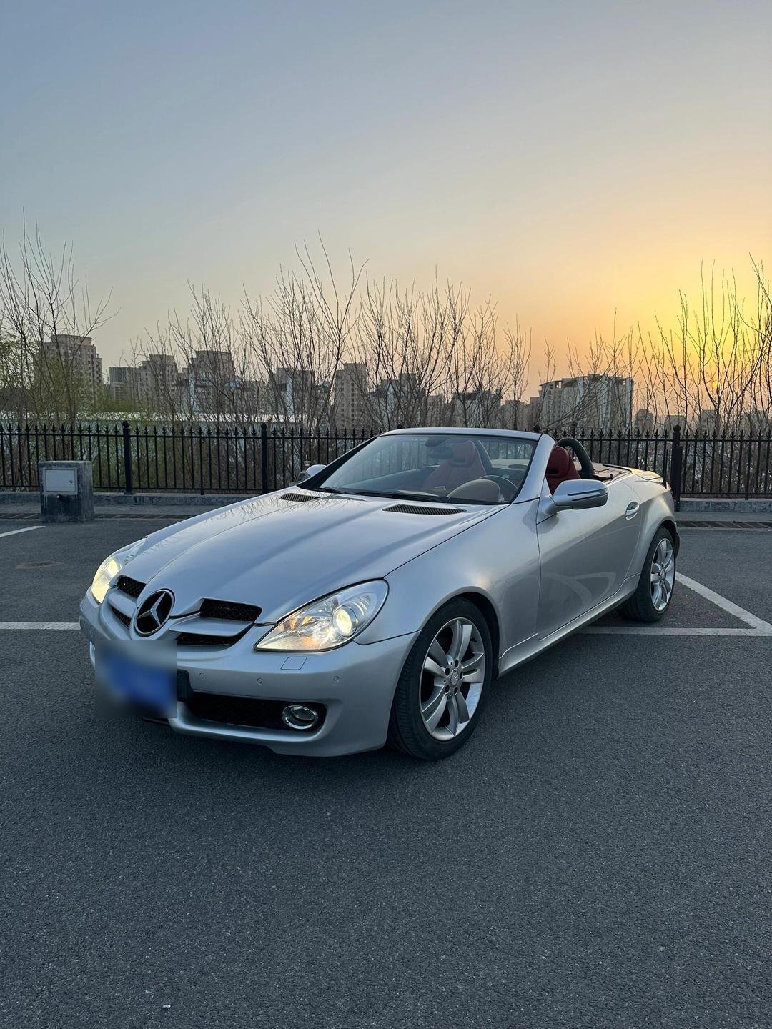 奔驰 SLK300