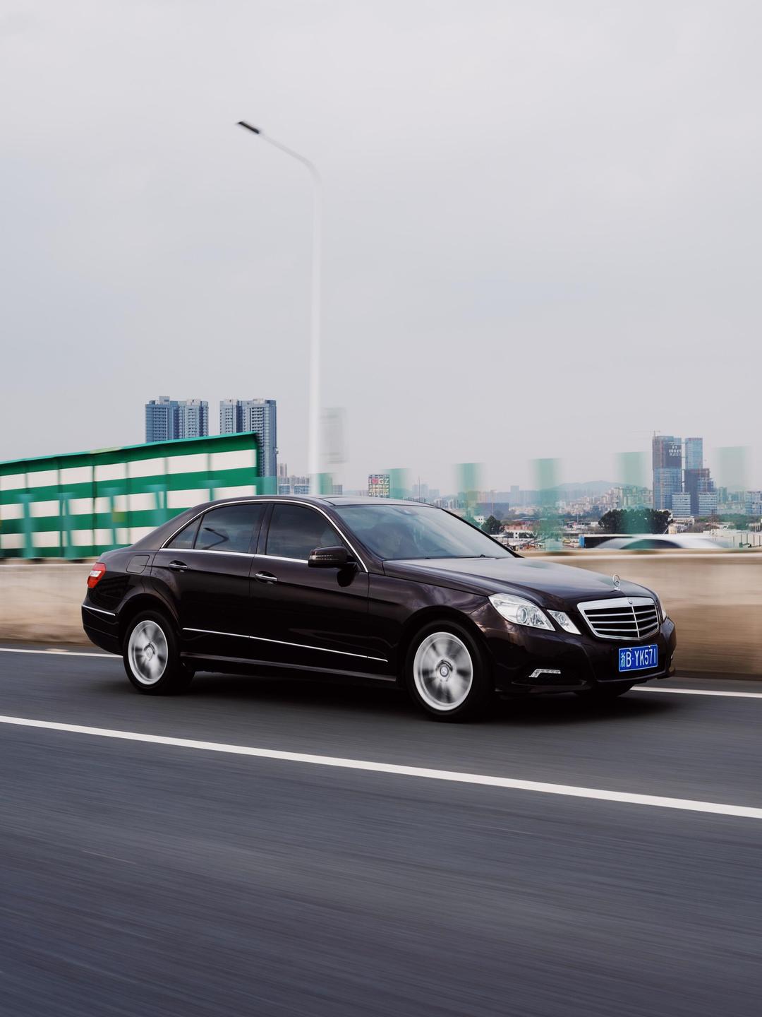 奔驰 E350
